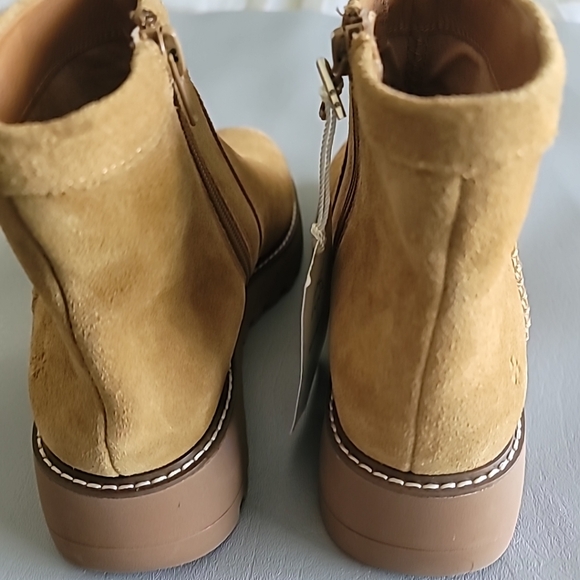 Lucky Brand Chameli Suede Lug Women's Booties 8M - Picture 6 of 10